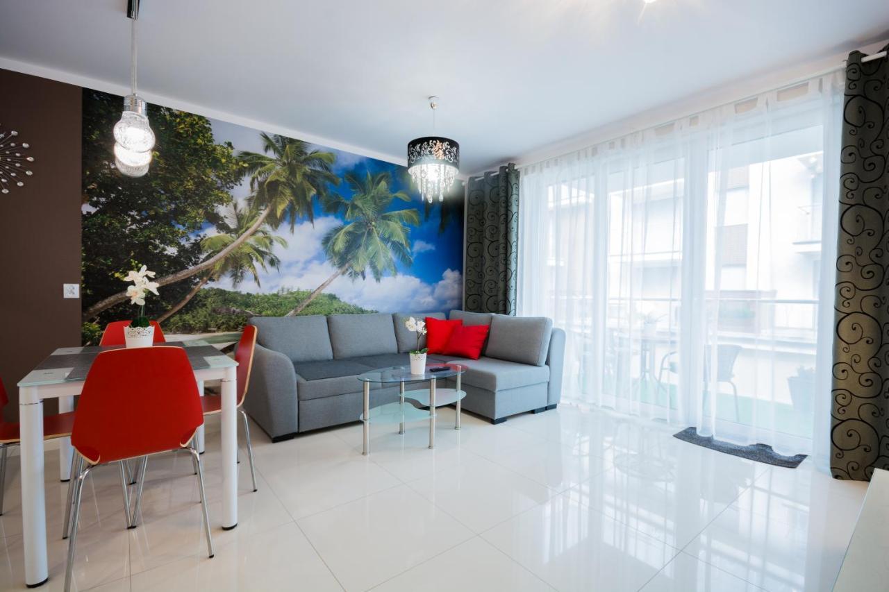 Apartament Ibiza Przy Plazy Rewal Exterior foto