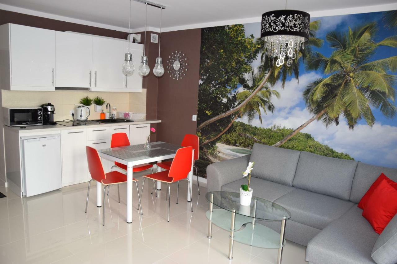 Apartament Ibiza Przy Plazy Rewal Exterior foto